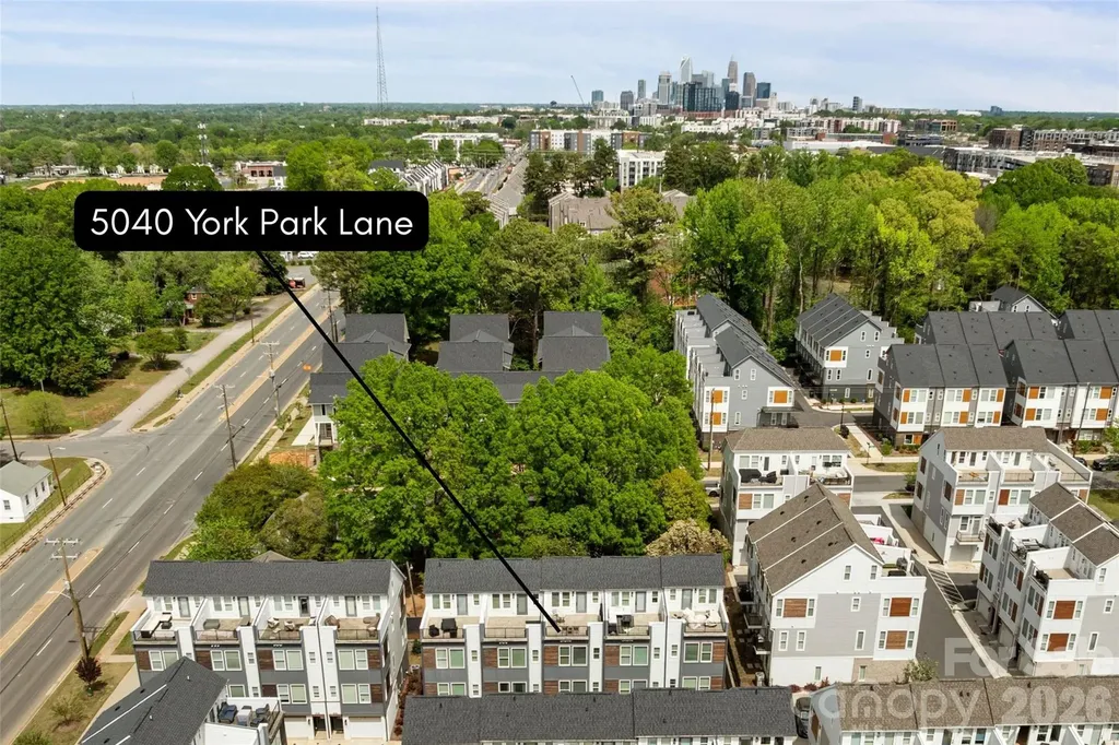 5040 York Park Lane Charlotte NC 28217