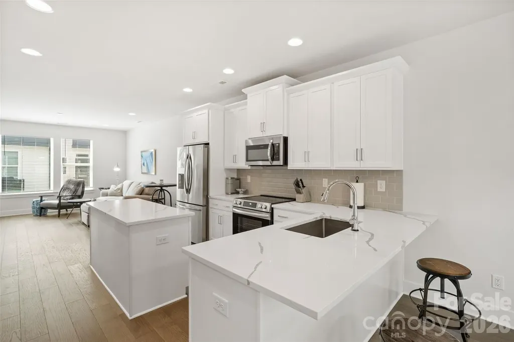 5040 York Park Lane Charlotte NC 28217