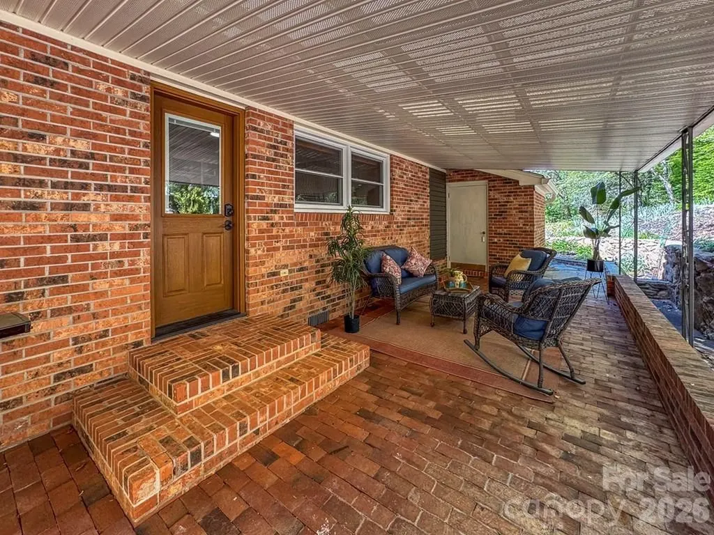 52 Briar Patch Road Cullowhee NC 28723