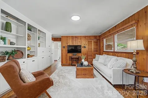 52 Briar Patch Road Cullowhee NC 28723