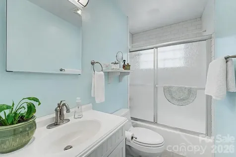 52 Briar Patch Road Cullowhee NC 28723