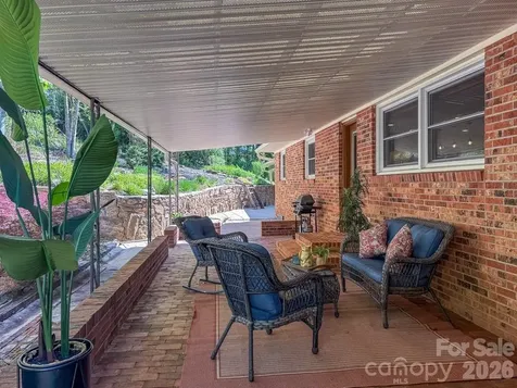 52 Briar Patch Road Cullowhee NC 28723