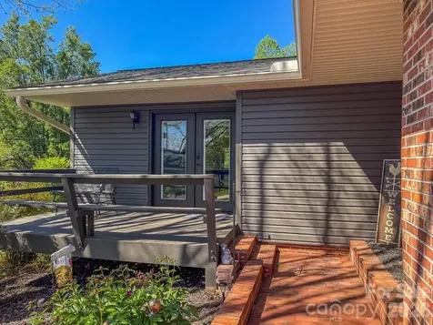 52 Briar Patch Road Cullowhee NC 28723
