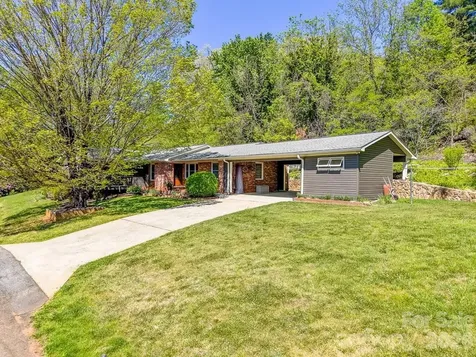 52 Briar Patch Road Cullowhee NC 28723