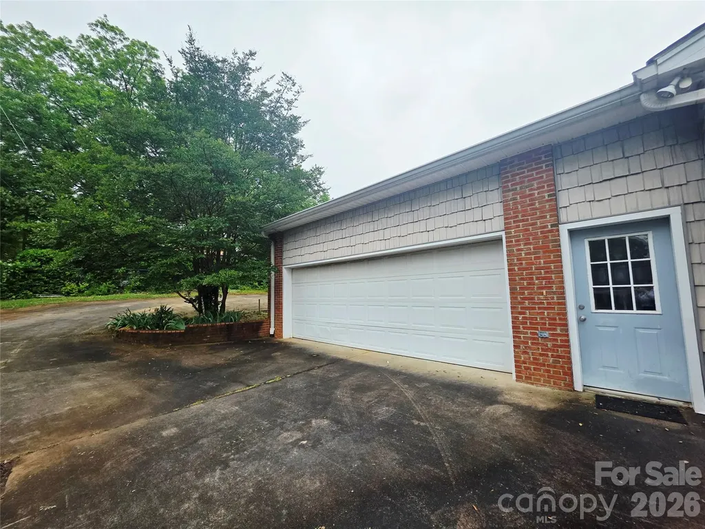 216 Country Club Road Shelby NC 28152