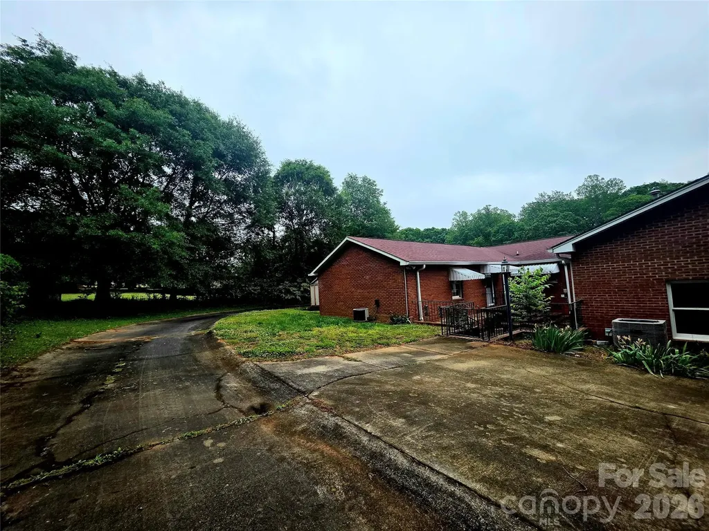 216 Country Club Road Shelby NC 28152