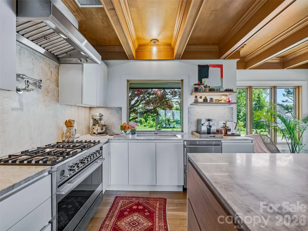 100 Big Spring Drive Asheville NC 28804