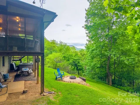 1413 Kitchens Branch Road Sylva NC 28779