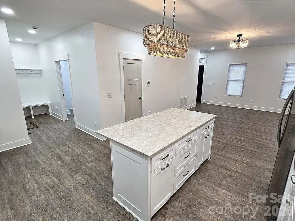 768 8th Street NE Hickory NC 28601