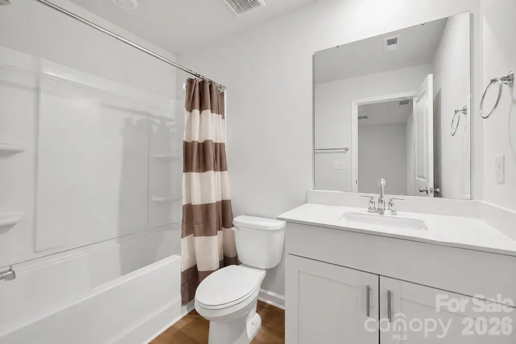 1021 Plumcrest Drive Charlotte NC 28216
