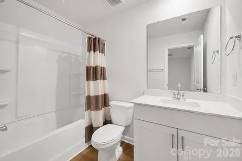 1021 Plumcrest Drive Charlotte NC 28216