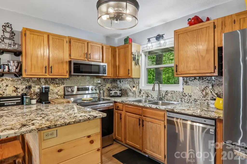 12 Indian Trace Road Maggie Valley NC 28751