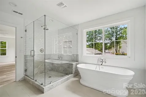 7925 Large Oak Lane Mint Hill NC 28227