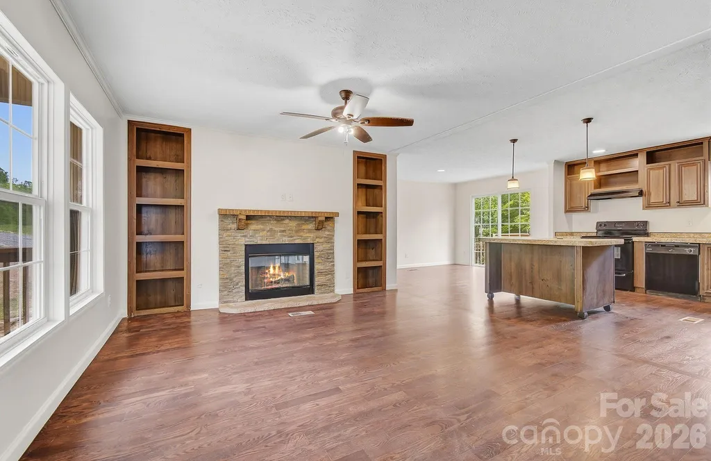 111 Buck Ridge Drive Marion NC 28752