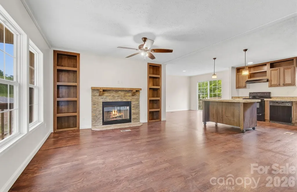 111 Buck Ridge Drive Marion NC 28752