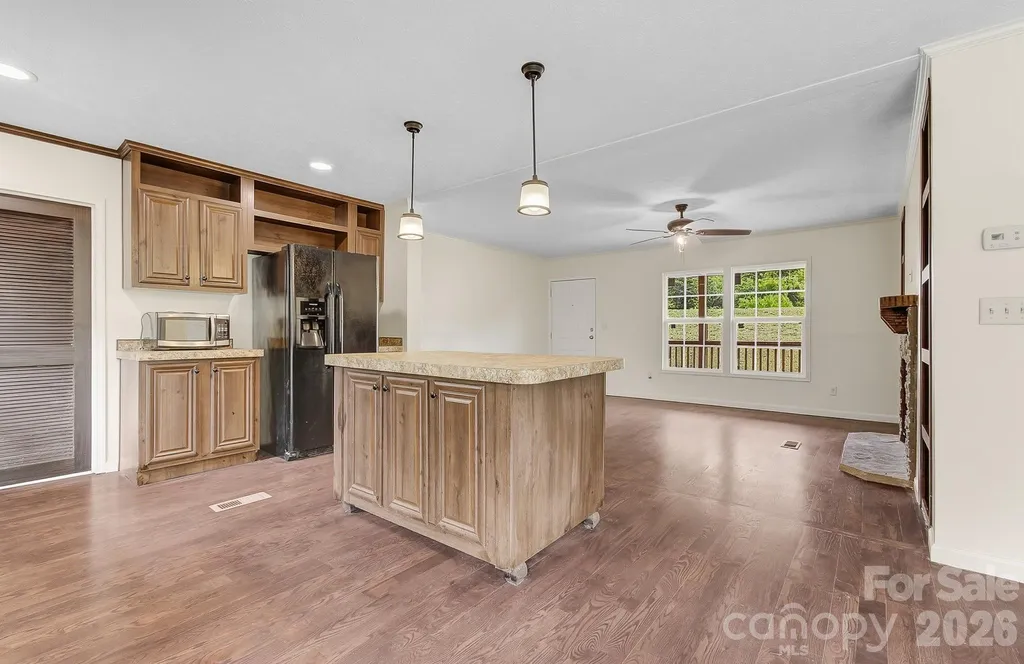 111 Buck Ridge Drive Marion NC 28752