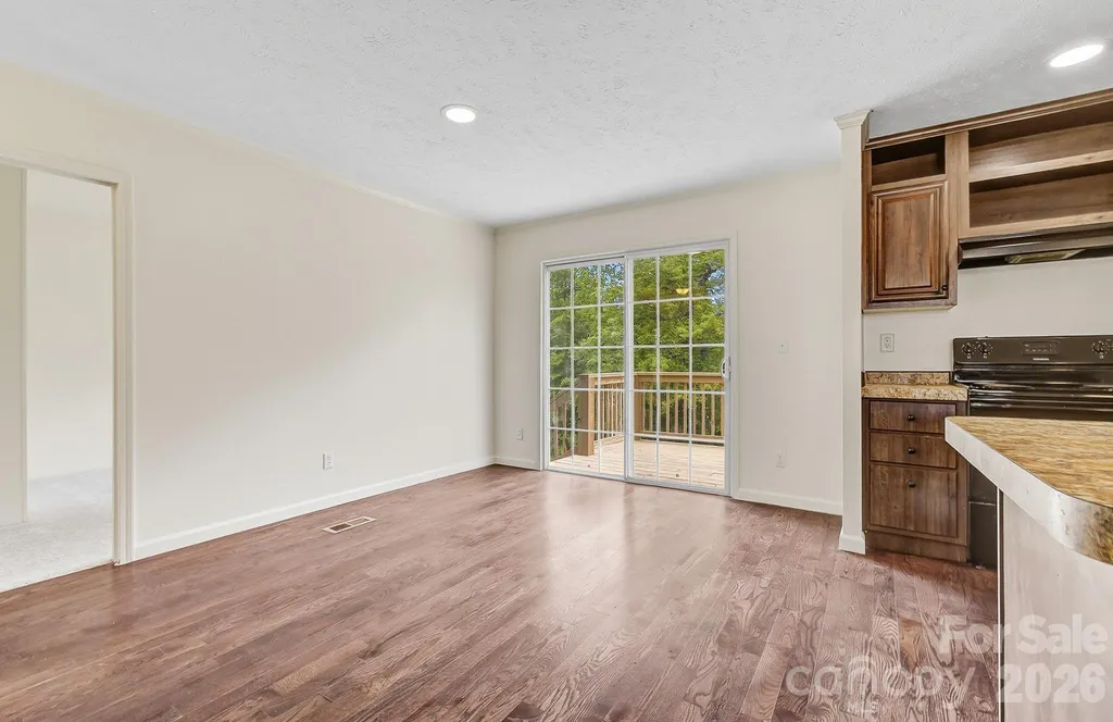 111 Buck Ridge Drive Marion NC 28752