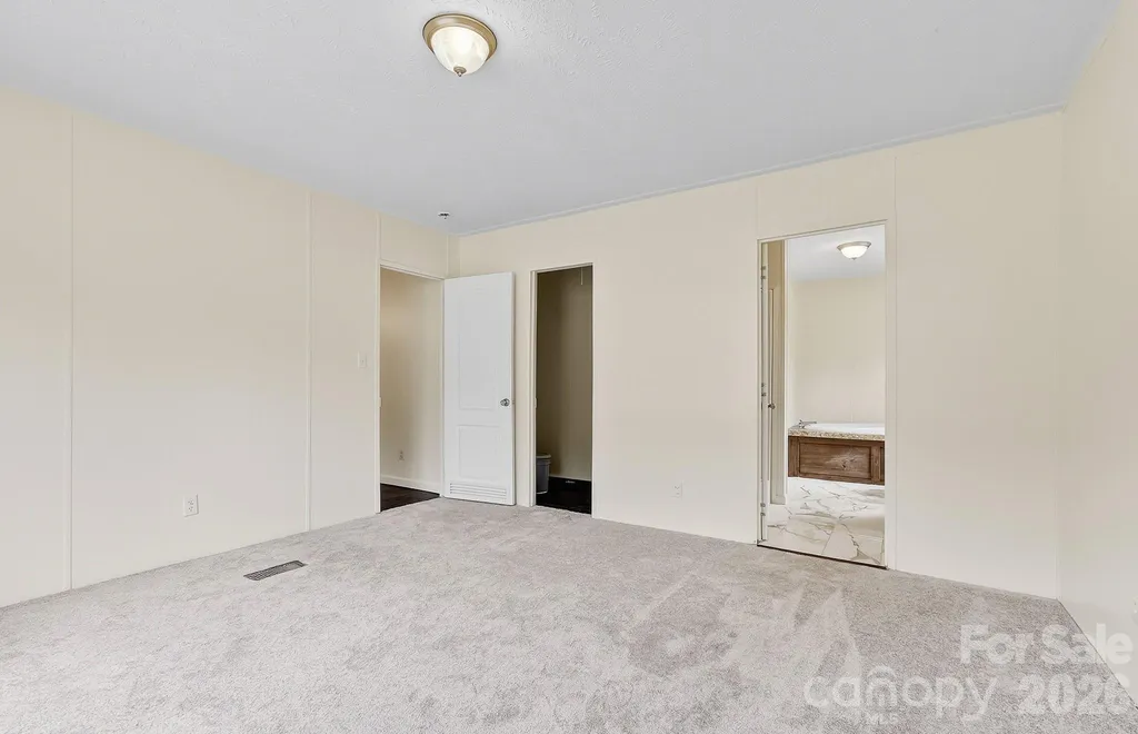 111 Buck Ridge Drive Marion NC 28752