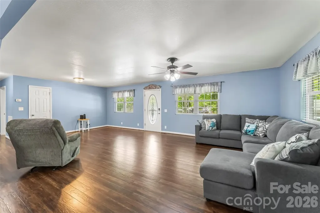 106 Silverstone Drive Marion NC 28752