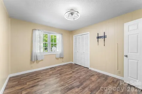 106 Silverstone Drive Marion NC 28752