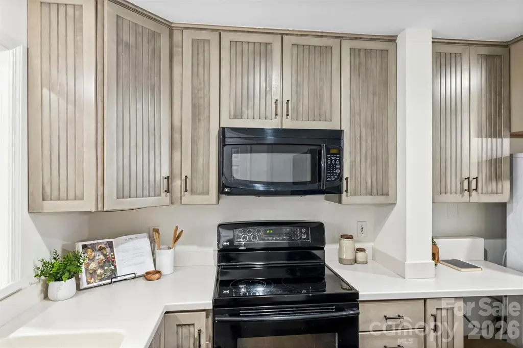 520 N Poplar Street Charlotte NC 28202