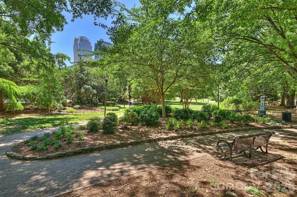 520 N Poplar Street Charlotte NC 28202