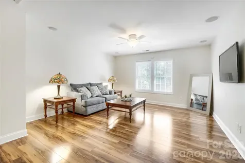 1621 Wilburn Park Lane NW Charlotte NC 28269