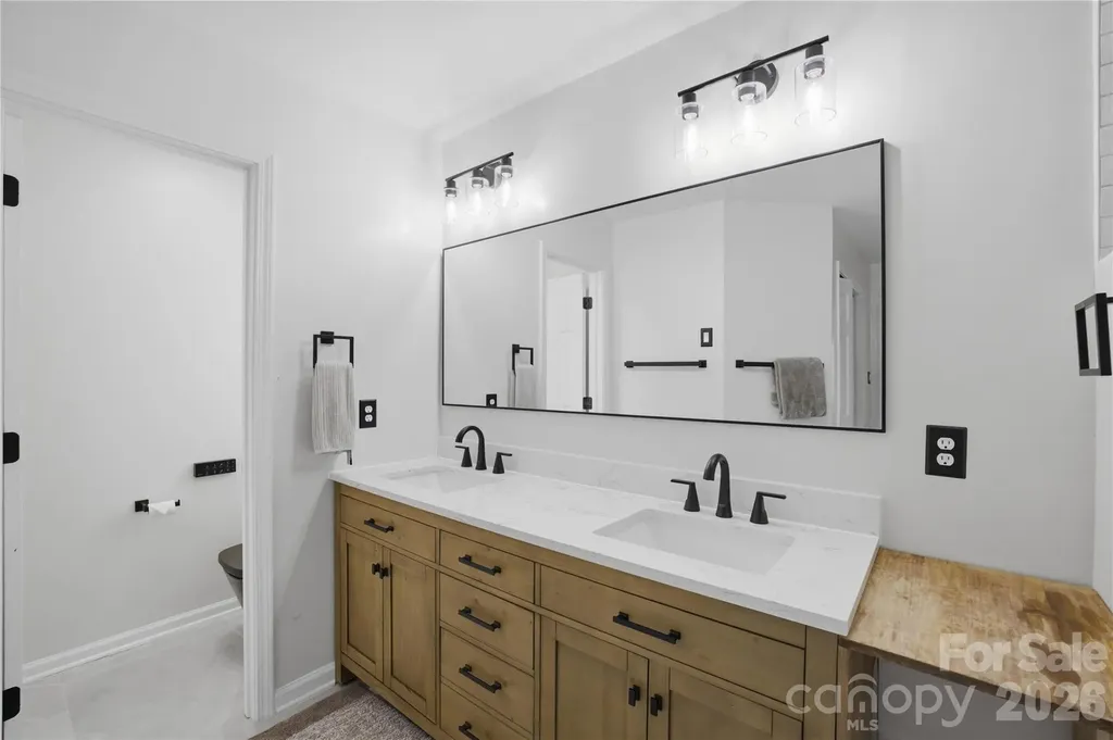 4704 Lone Tree Court Charlotte NC 28269