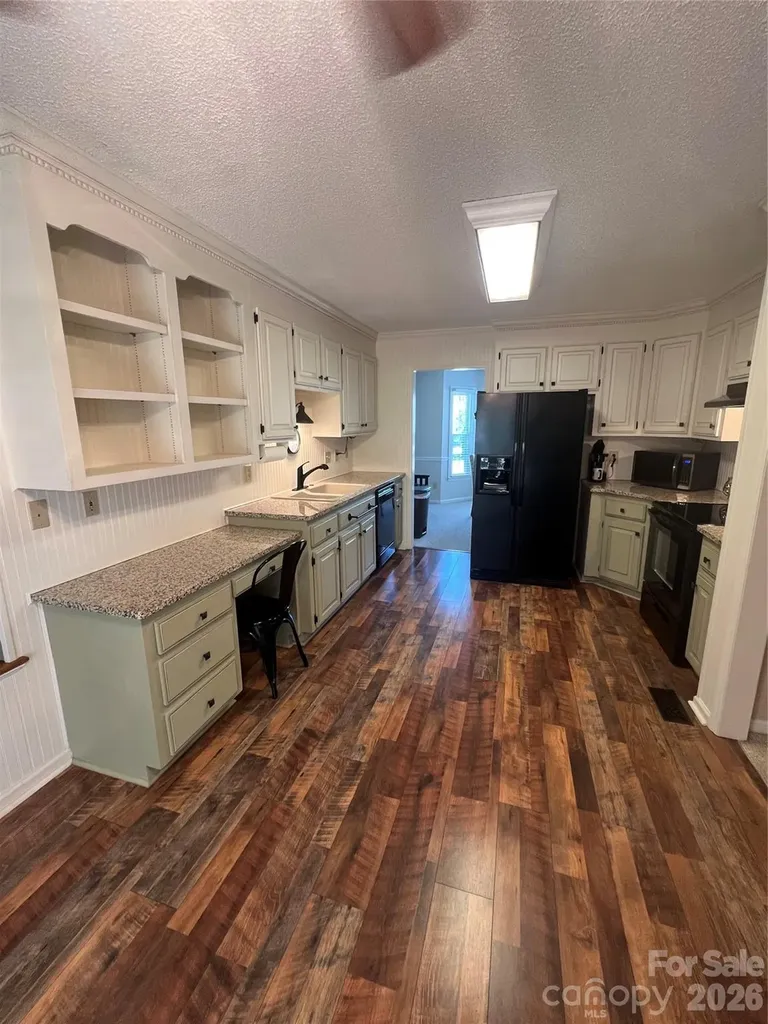 837 Deerfield Drive Mount Holly NC 28120