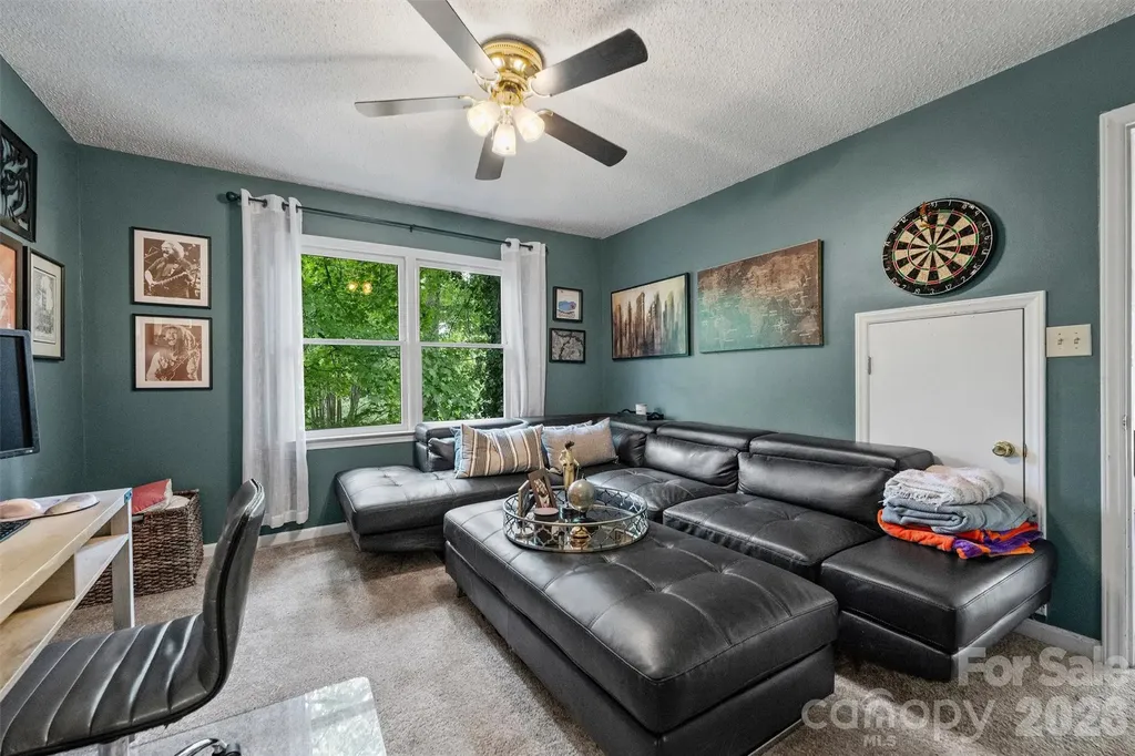 1601 Tippah Avenue Charlotte NC 28205