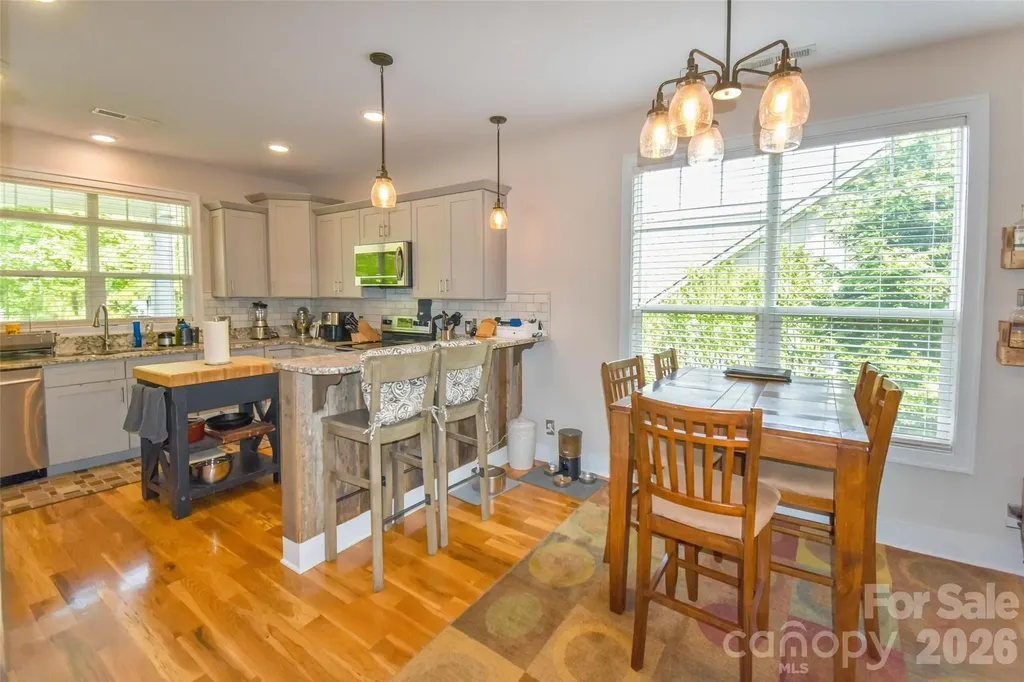 123 White Oak Road Extension Arden NC 28704