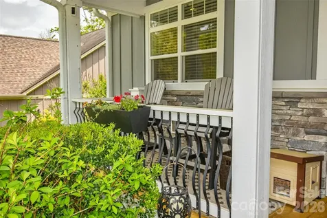 123 White Oak Road Extension Arden NC 28704
