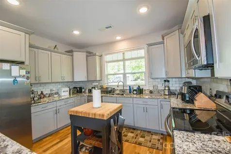 123 White Oak Road Extension Arden NC 28704