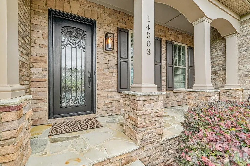 14503 Crest Court Charlotte NC 28278