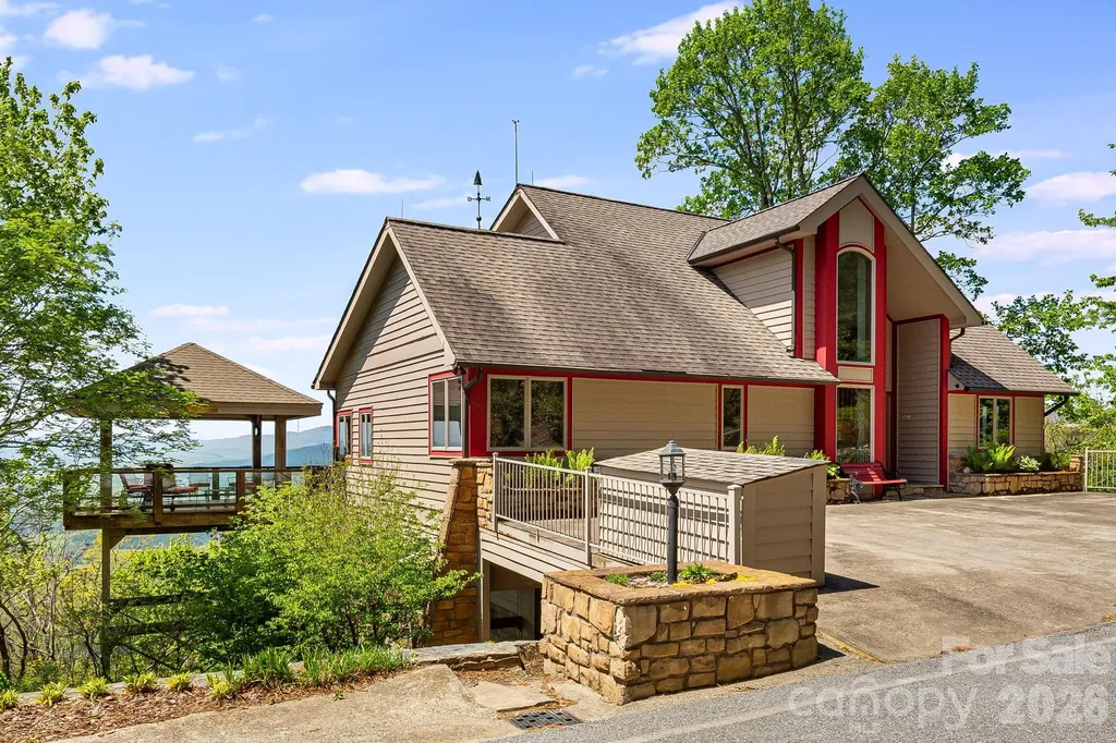206 Twin Springs Road Blowing Rock NC 28605
