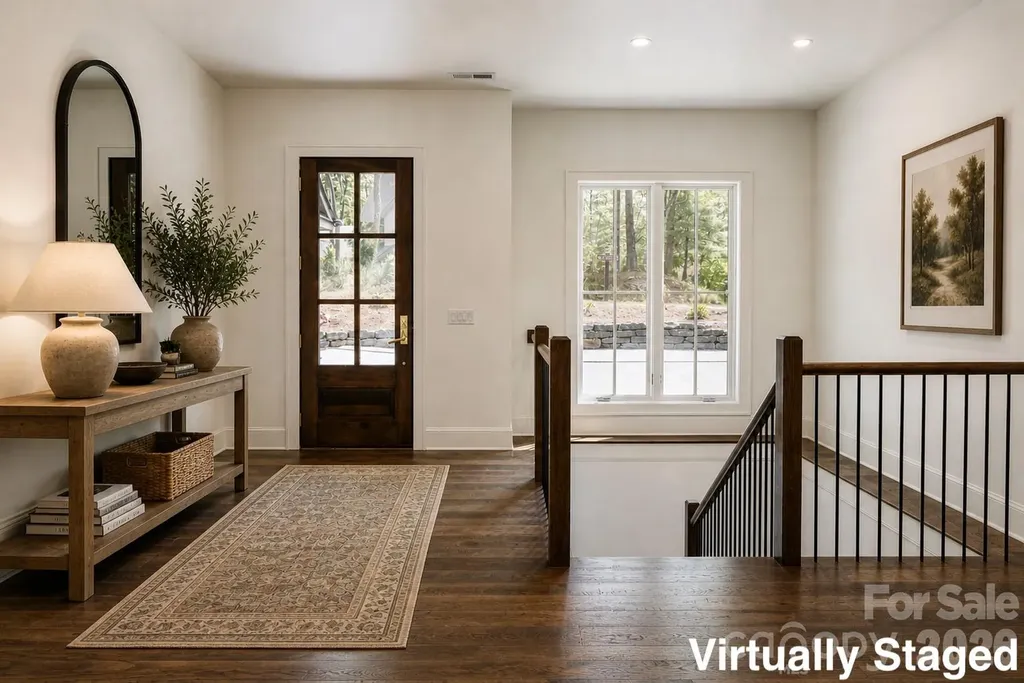 99 Little Cherokee Ridge Hendersonville NC 28739