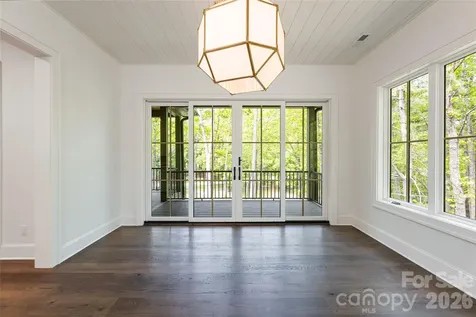 99 Little Cherokee Ridge Hendersonville NC 28739