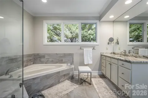 12 Spring Ridge Lane Hendersonville NC 28739