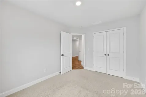 2510 Lydia Avenue Charlotte NC 28205