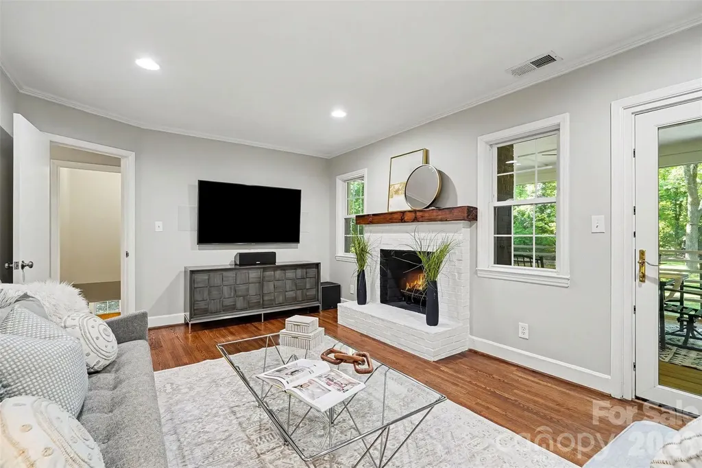 4400 Bellwood Lane Charlotte NC 28270