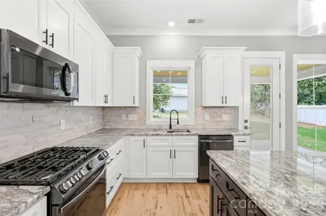 1860 Twin Lakes Road Rock Hill SC 29732