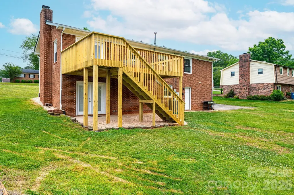 3231 25th Street NE Hickory NC 28601