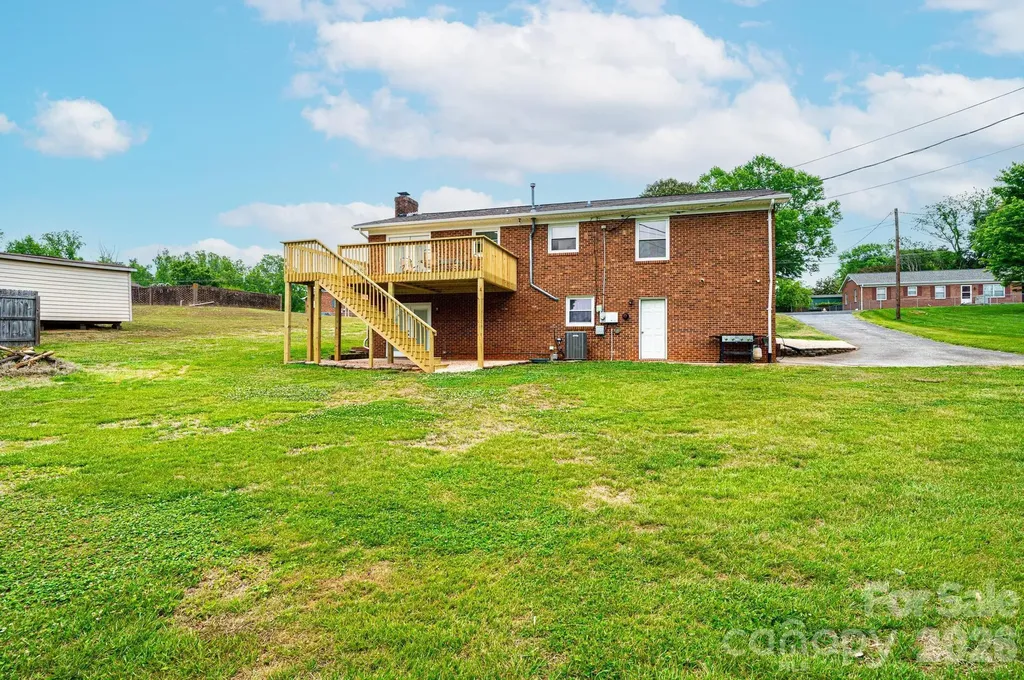 3231 25th Street NE Hickory NC 28601