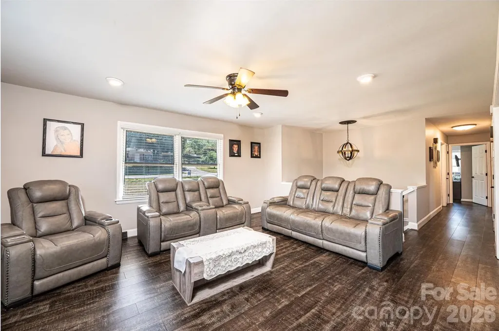 3231 25th Street NE Hickory NC 28601