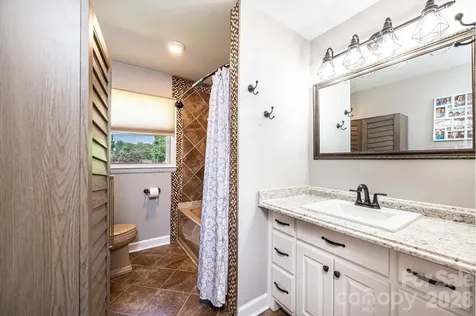 3231 25th Street NE Hickory NC 28601