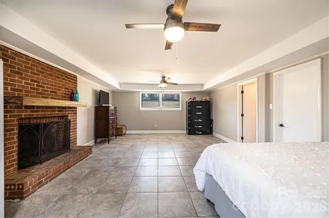 3231 25th Street NE Hickory NC 28601