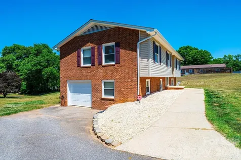 3231 25th Street NE Hickory NC 28601