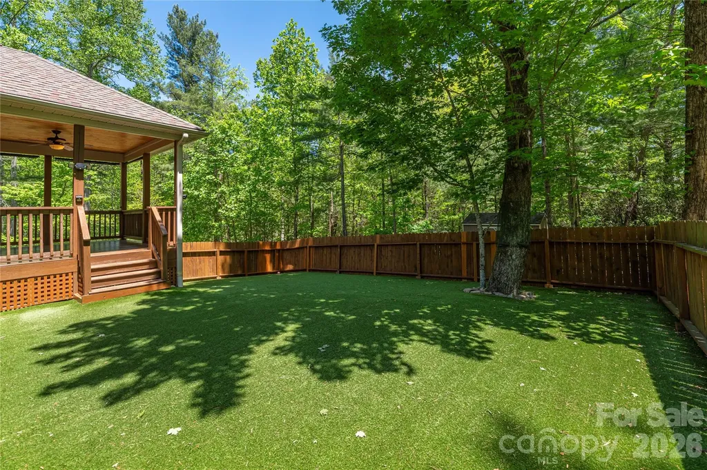 349 Freedom Trail Court Zirconia NC 28790