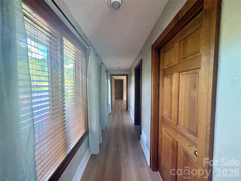 377 Upper Grassy Branch Road Asheville NC 28805