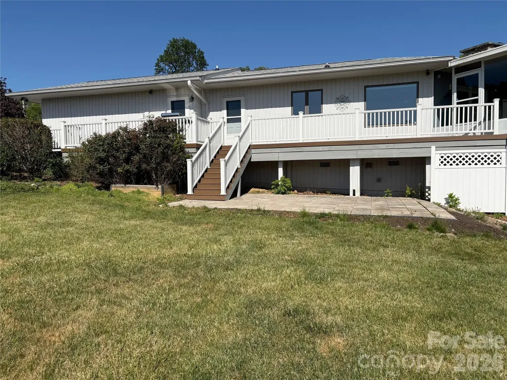 377 Upper Grassy Branch Road Asheville NC 28805